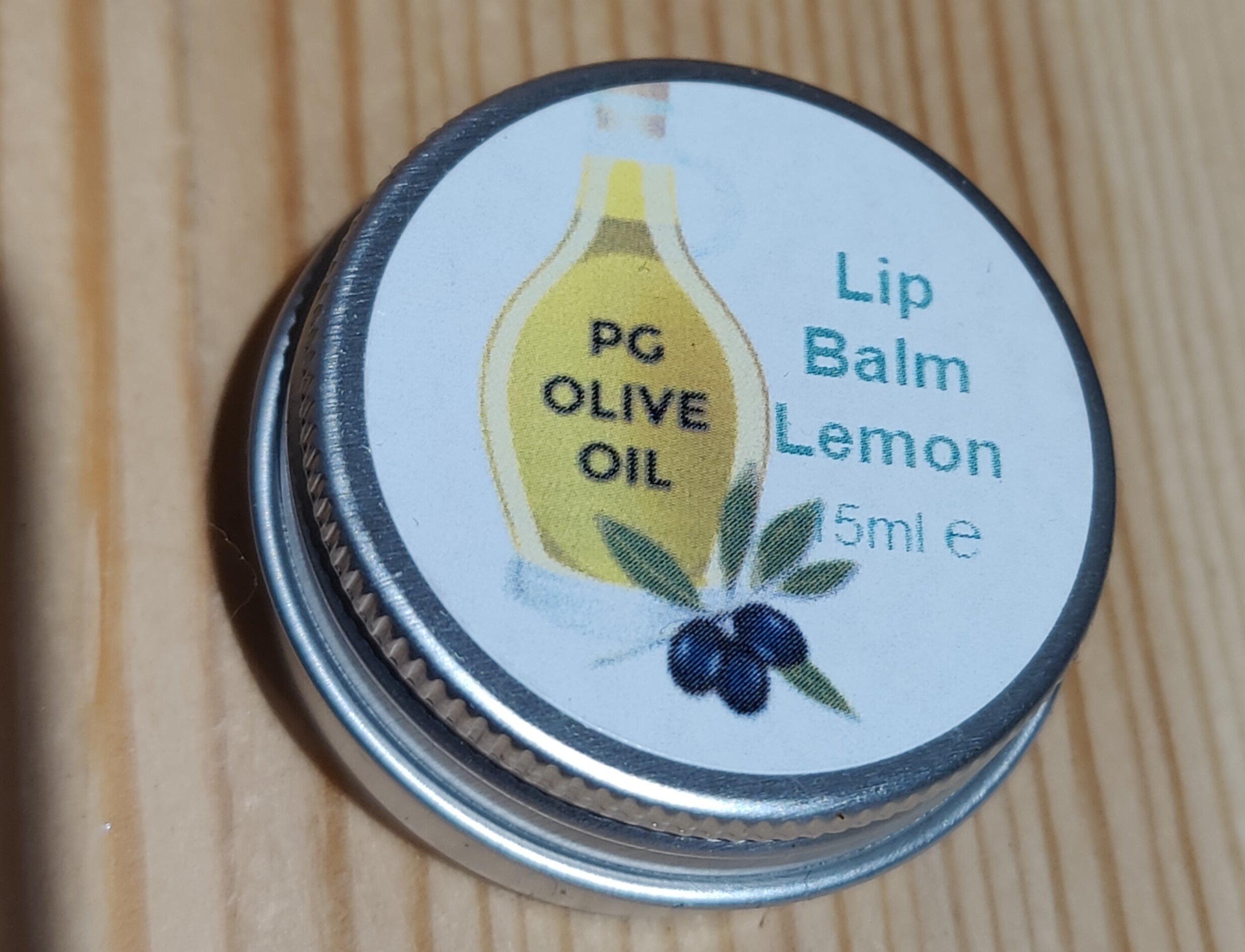 Organic Lip Balm Lemon Fragrance 15ml - Image 2